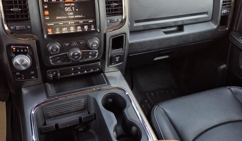 2017 Ram 1500 Sport Crew Cab 4WD full