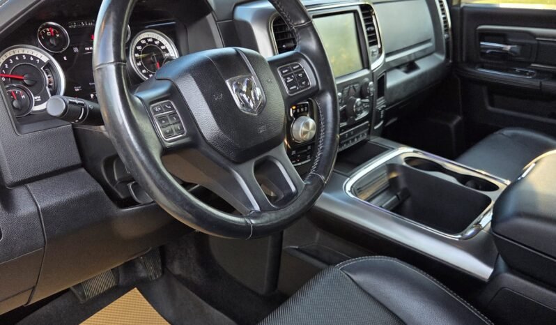 2017 Ram 1500 Sport Crew Cab 4WD full
