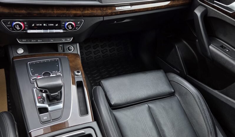 2018 Audi Q5 Technik AWD full
