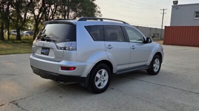2010 Mitsubishi Outlander XLS 4WD