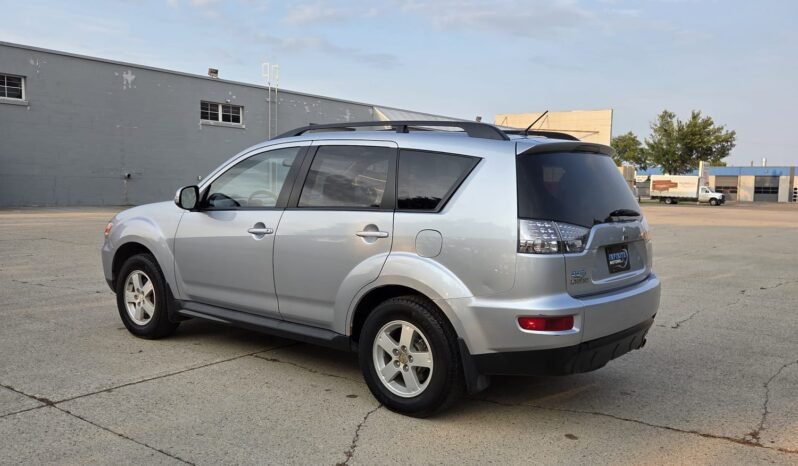 2010 Mitsubishi Outlander XLS 4WD full
