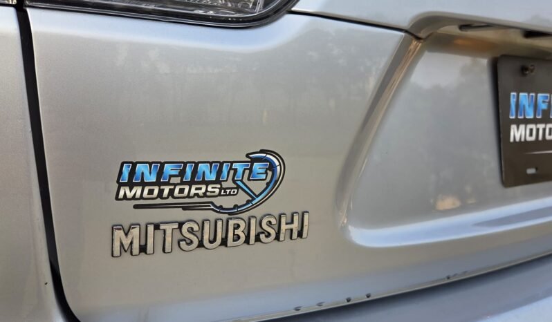 2010 Mitsubishi Outlander XLS 4WD full