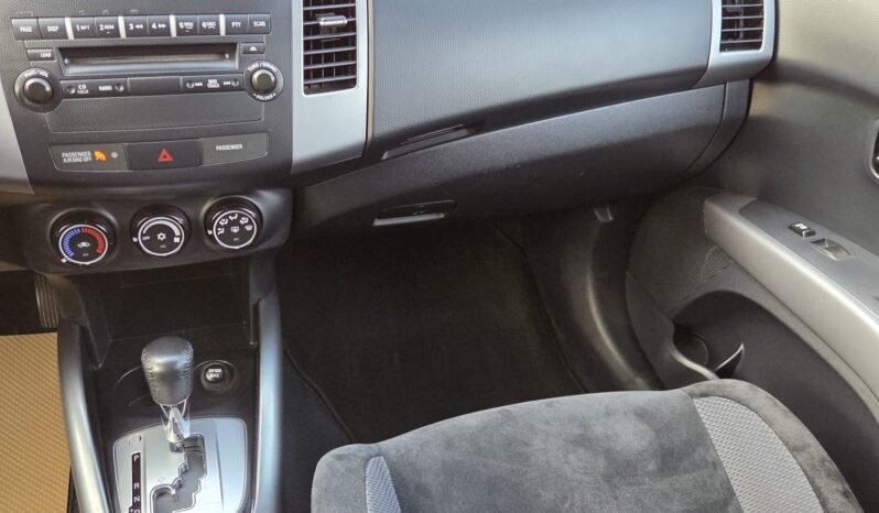 2010 Mitsubishi Outlander XLS 4WD full