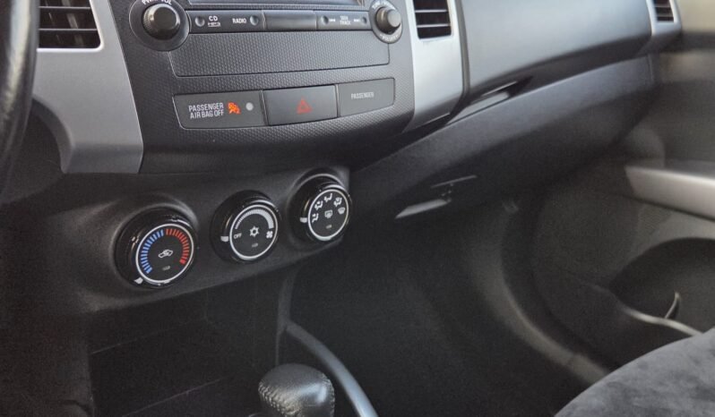 2010 Mitsubishi Outlander XLS 4WD full