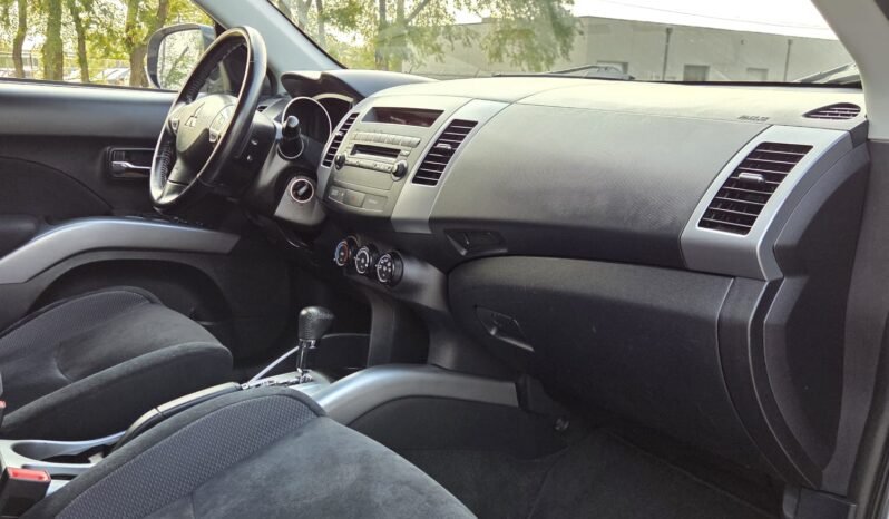2010 Mitsubishi Outlander XLS 4WD full