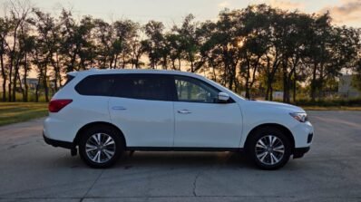 2019 Nissan Pathfinder S 4WD 7 Passenger