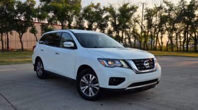 2019 Nissan Pathfinder S 4WD 7 Passenger