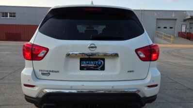 2019 Nissan Pathfinder S 4WD 7 Passenger