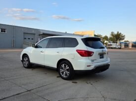 2019 Nissan Pathfinder S 4WD 7 Passenger