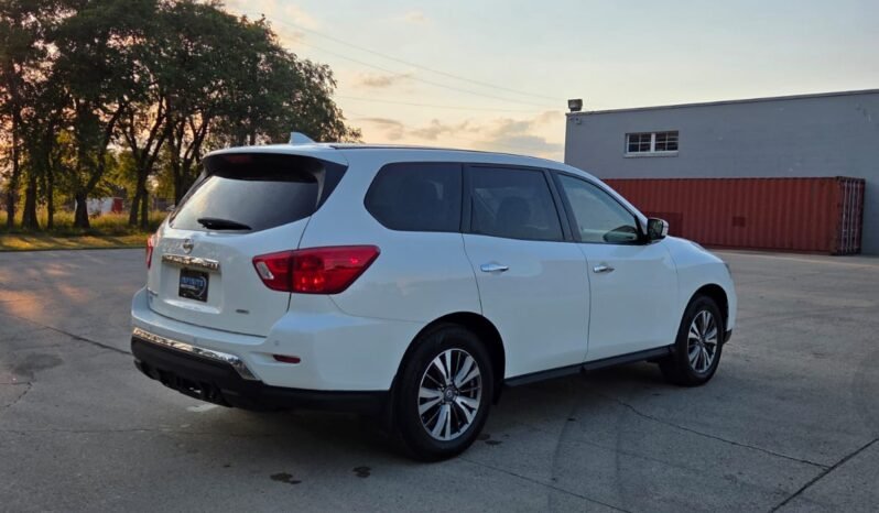 2019 Nissan Pathfinder S 4WD 7 Passenger full