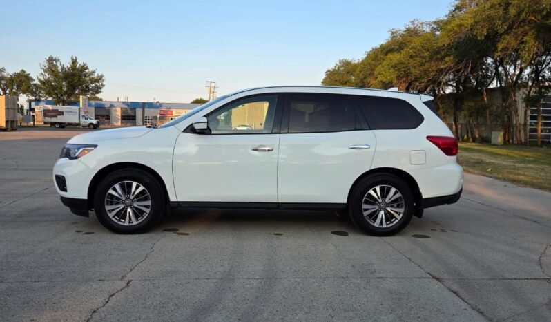 2019 Nissan Pathfinder S 4WD 7 Passenger full