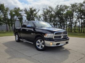 2015 Ram 1500 Big Horn 4WD CrewCab