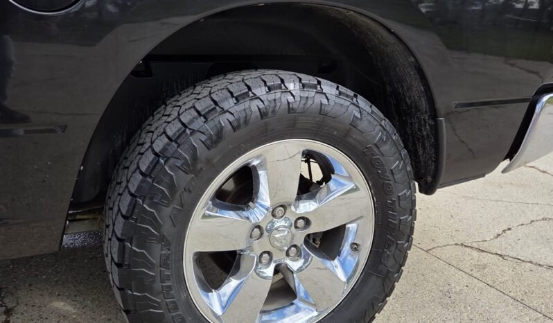 2015 Ram 1500 Big Horn 4WD CrewCab full