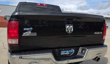2015 Ram 1500 Big Horn 4WD CrewCab full