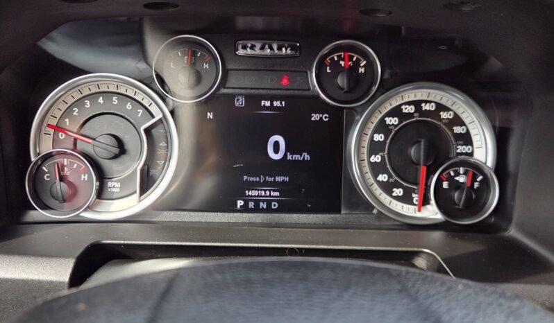 2015 Ram 1500 Big Horn 4WD CrewCab full