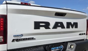 2016 Ram 1500 Rebel 4WD CrewCab full