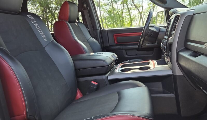 2016 Ram 1500 Rebel 4WD CrewCab full