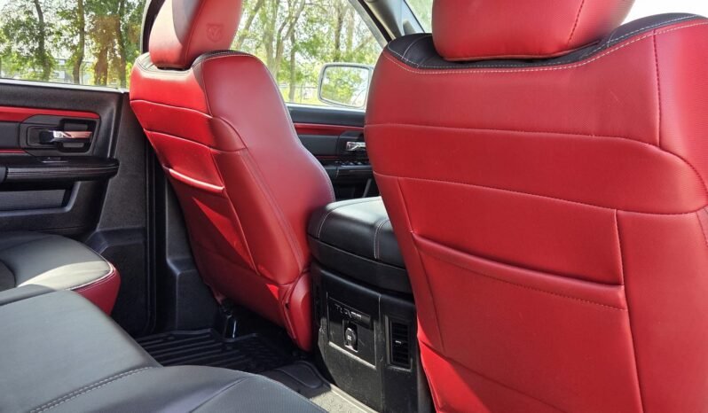 2016 Ram 1500 Rebel 4WD CrewCab full