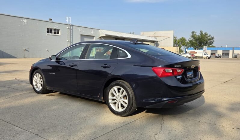 2017 Chevy Malibu LT Sedan full