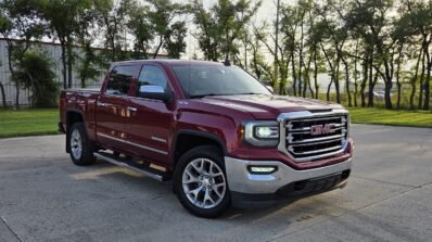 2018 GMC Sierra 1500 SLT Crew Cab 4WD 6.2L
