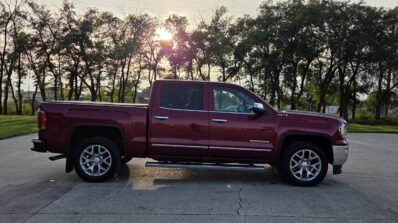 2018 GMC Sierra 1500 SLT Crew Cab 4WD 6.2L