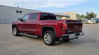 2018 GMC Sierra 1500 SLT Crew Cab 4WD 6.2L