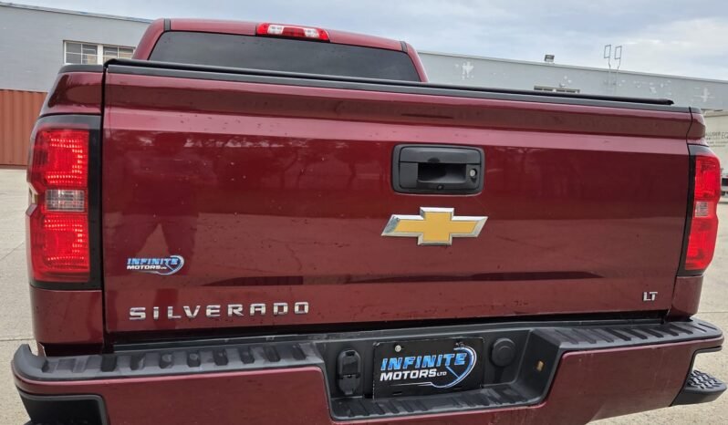 2017 Chevy Silverado 1500 LT Z71 4WD Crew Cab full