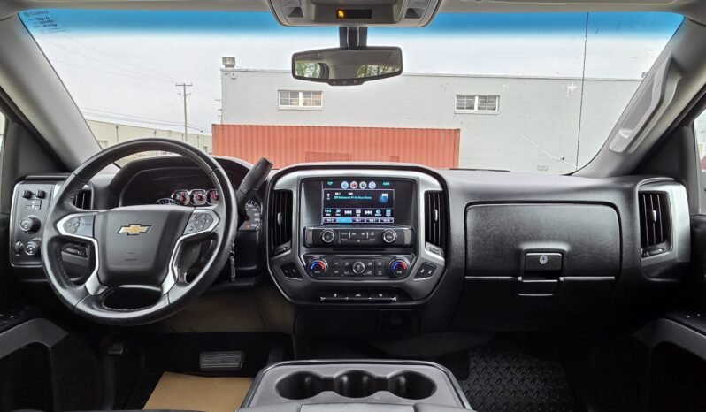 2017 Chevy Silverado 1500 LT Z71 4WD Crew Cab full