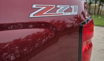 2017 Chevy Silverado 1500 LT Z71 4WD Crew Cab full