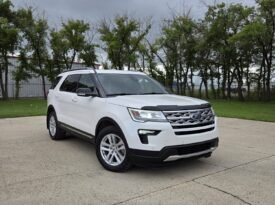 2018 Ford Explorer XLT AWD 7 Passenger