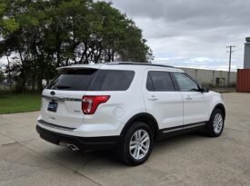 2018 Ford Explorer XLT AWD 7 Passenger
