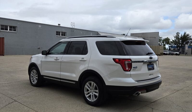 2018 Ford Explorer XLT AWD 7 Passenger full