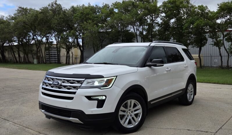 2018 Ford Explorer XLT AWD 7 Passenger full