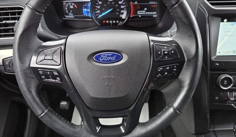 2018 Ford Explorer XLT AWD 7 Passenger full