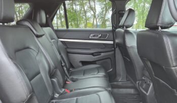 2018 Ford Explorer XLT AWD 7 Passenger full