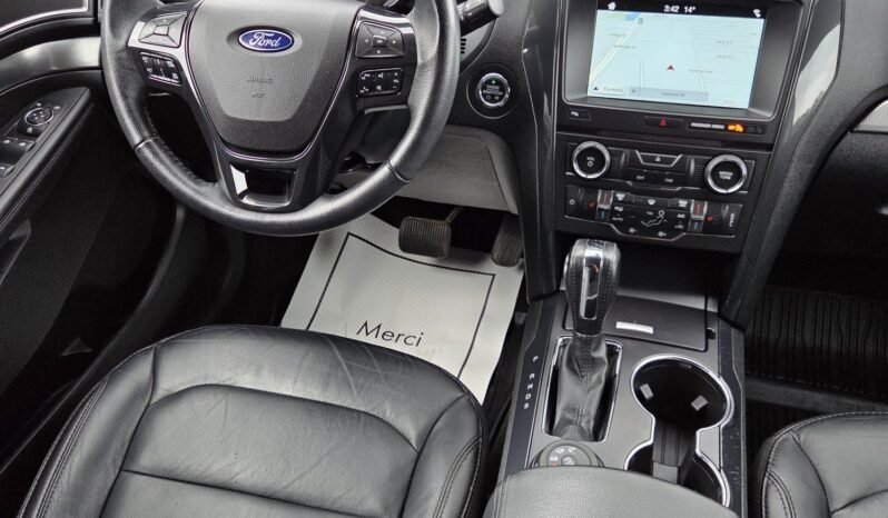 2018 Ford Explorer XLT AWD 7 Passenger full