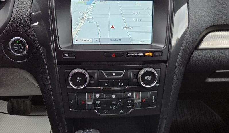 2018 Ford Explorer XLT AWD 7 Passenger full