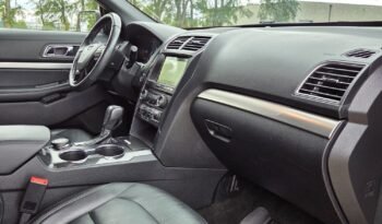2018 Ford Explorer XLT AWD 7 Passenger full