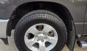 2019 Ram 1500 Big Horn Quad Cab 4WD full