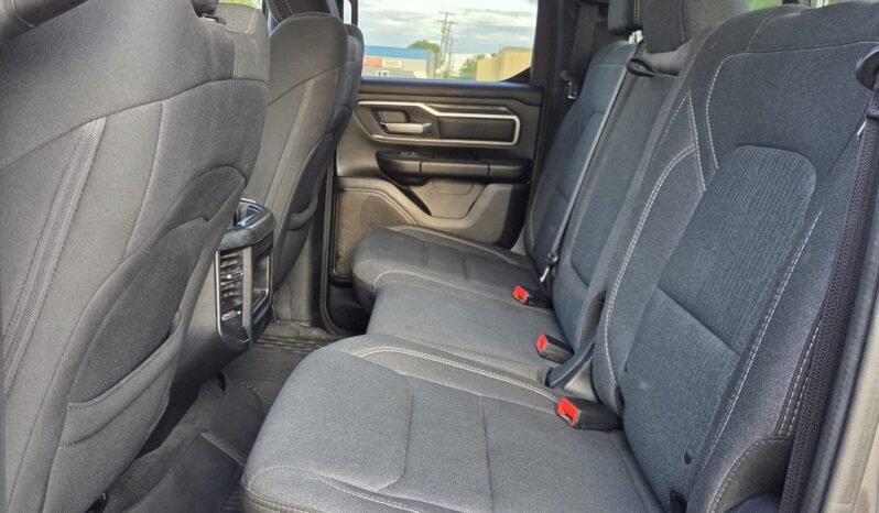 2019 Ram 1500 Big Horn Quad Cab 4WD full