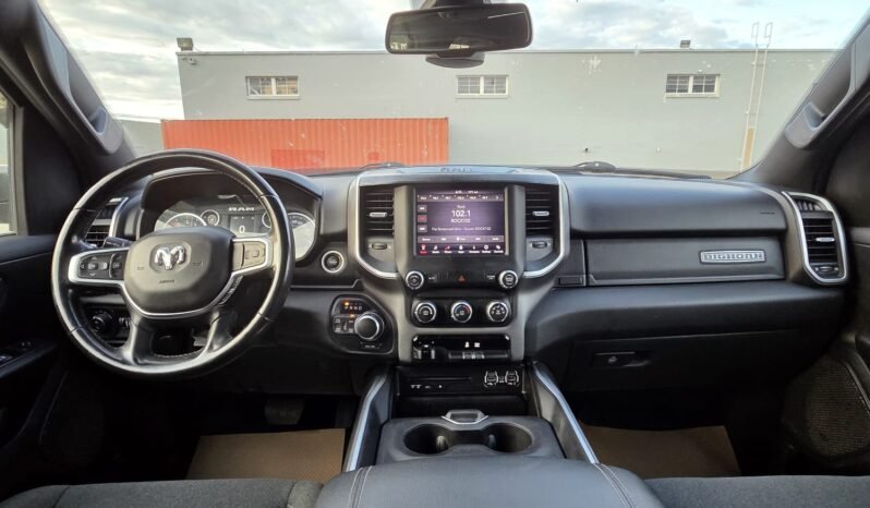 2019 Ram 1500 Big Horn Quad Cab 4WD full