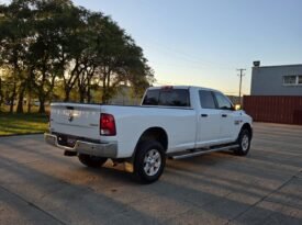 2014 Ram 2500 SLT Crew Cab 4WD Heavy Duty Long Box 8Ft