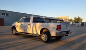 2014 Ram 2500 SLT Crew Cab 4WD Heavy Duty Long Box 8Ft