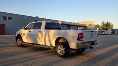 2014 Ram 2500 SLT Crew Cab 4WD Heavy Duty Long Box 8Ft