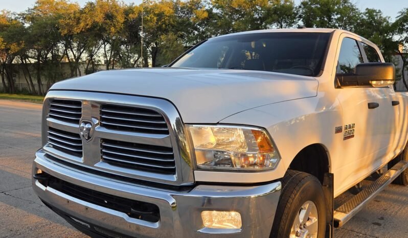 2014 Ram 2500 SLT Crew Cab 4WD Heavy Duty Long Box 8Ft full