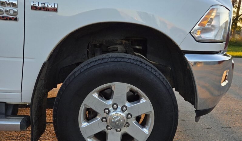 2014 Ram 2500 SLT Crew Cab 4WD Heavy Duty Long Box 8Ft full