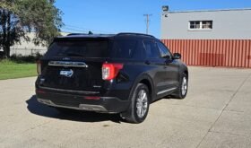 2021 Ford Explorer XLT AWD 7 Passenger