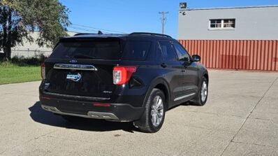 2021 Ford Explorer XLT AWD 7 Passenger