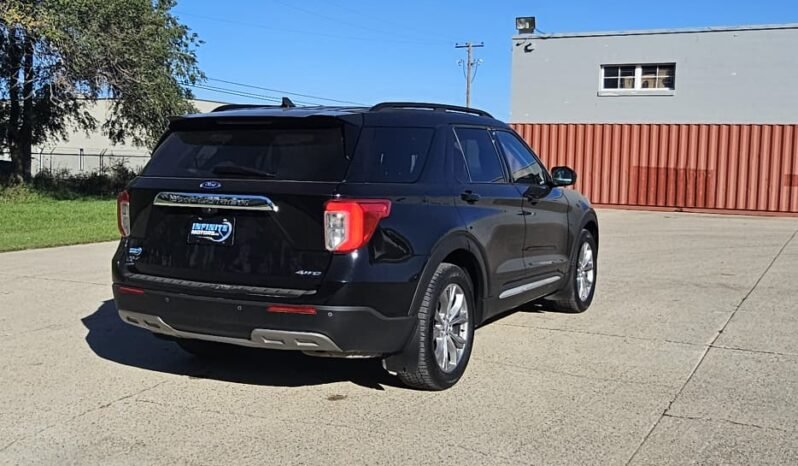 2021 Ford Explorer XLT AWD 7 Passenger full