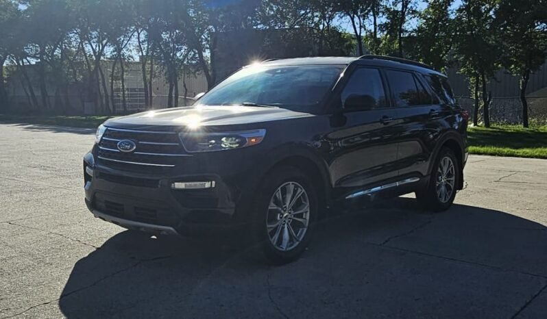 2021 Ford Explorer XLT AWD 7 Passenger full